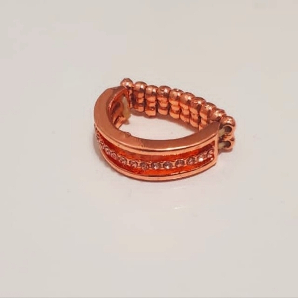 🌴 RoseGold Tone Ring 🤳 - Picture 3 of 5